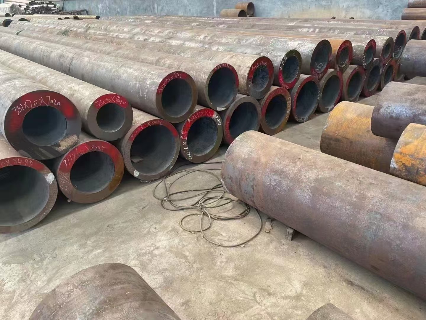 泰安市无缝钢管切割定尺切割加工无缝钢管 - 价格